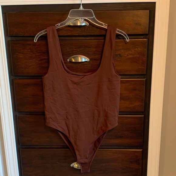 Brown Sleeveless Bodysuit - Picture 1 of 5